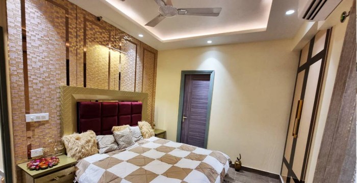 shikhar height bedroom room
